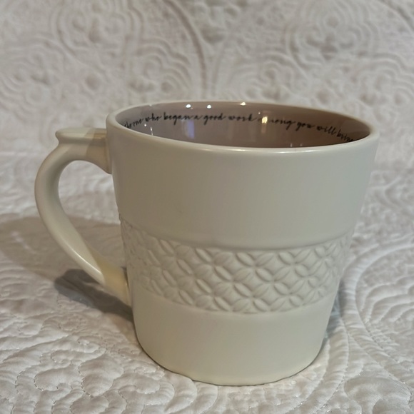 Dayspring 11 oz Believe textured mug, NWT - Picture 3 of 12